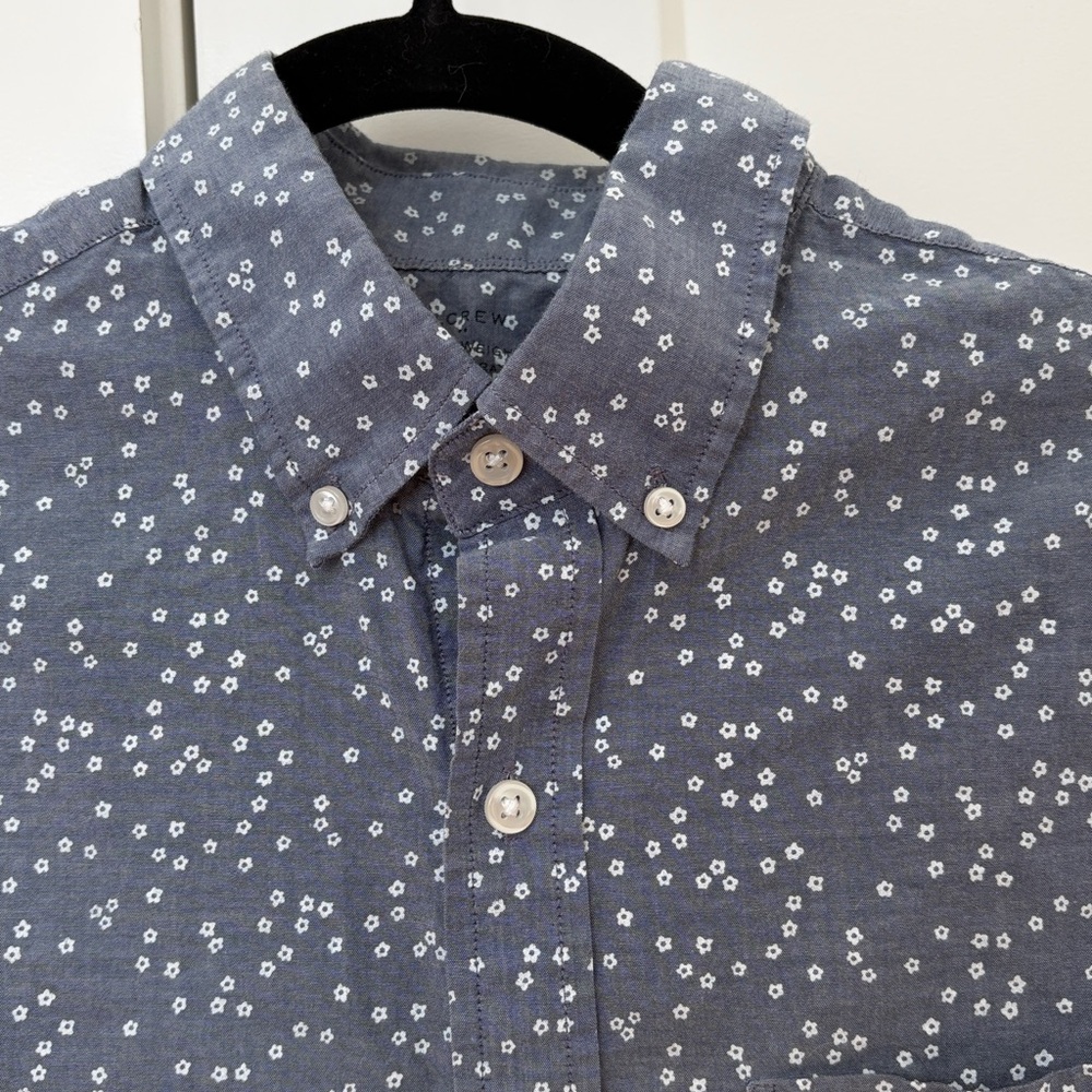 J. Crew Gray Patterned Button-Up Chambray Shirt - image 3